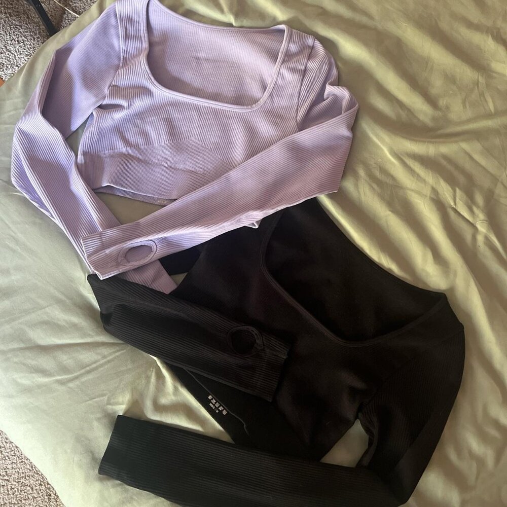 Purple and black crop top ribbed long sleeve